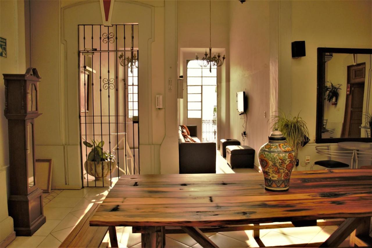 Hostel Lit Guadalajara Buitenkant foto