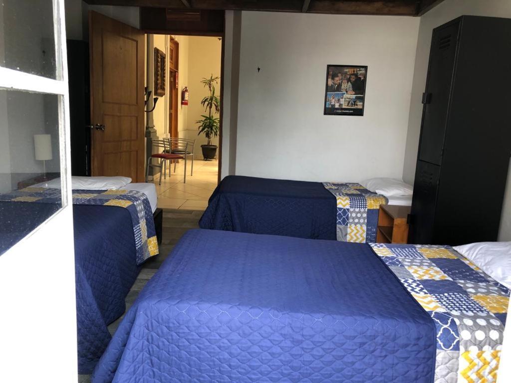 Hostel Lit Guadalajara Buitenkant foto