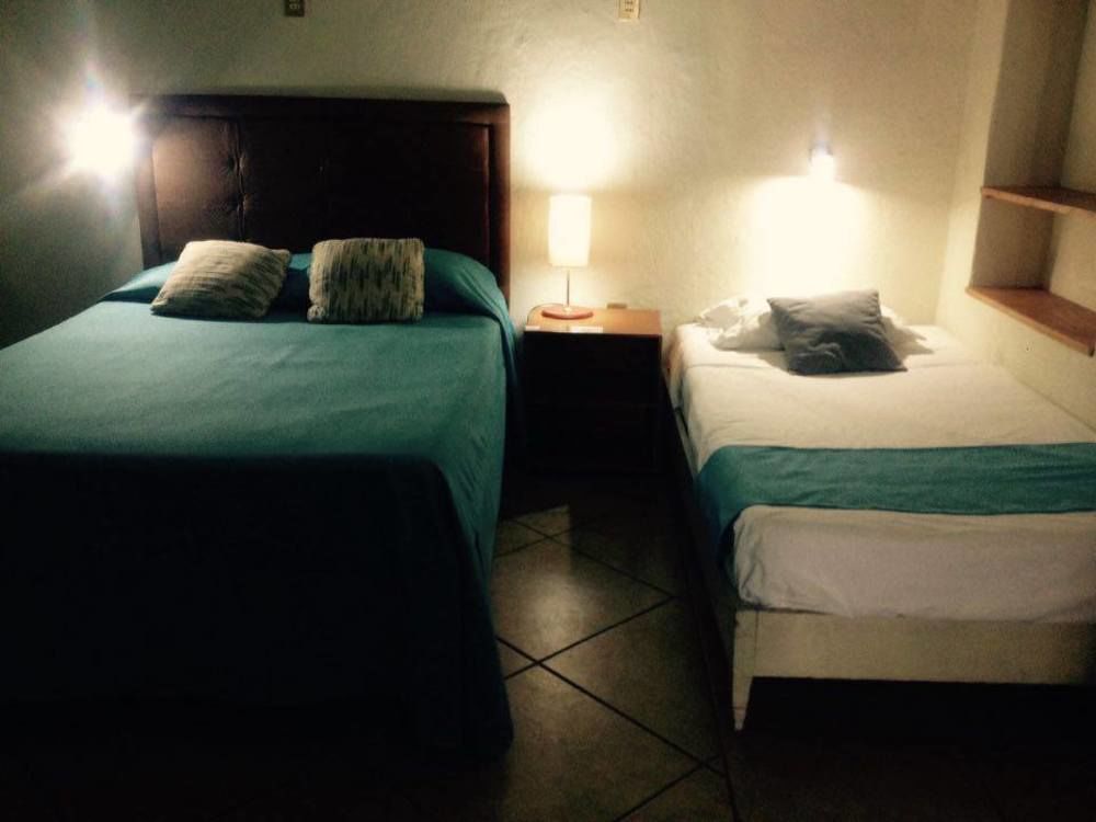 Hostel Lit Guadalajara Buitenkant foto