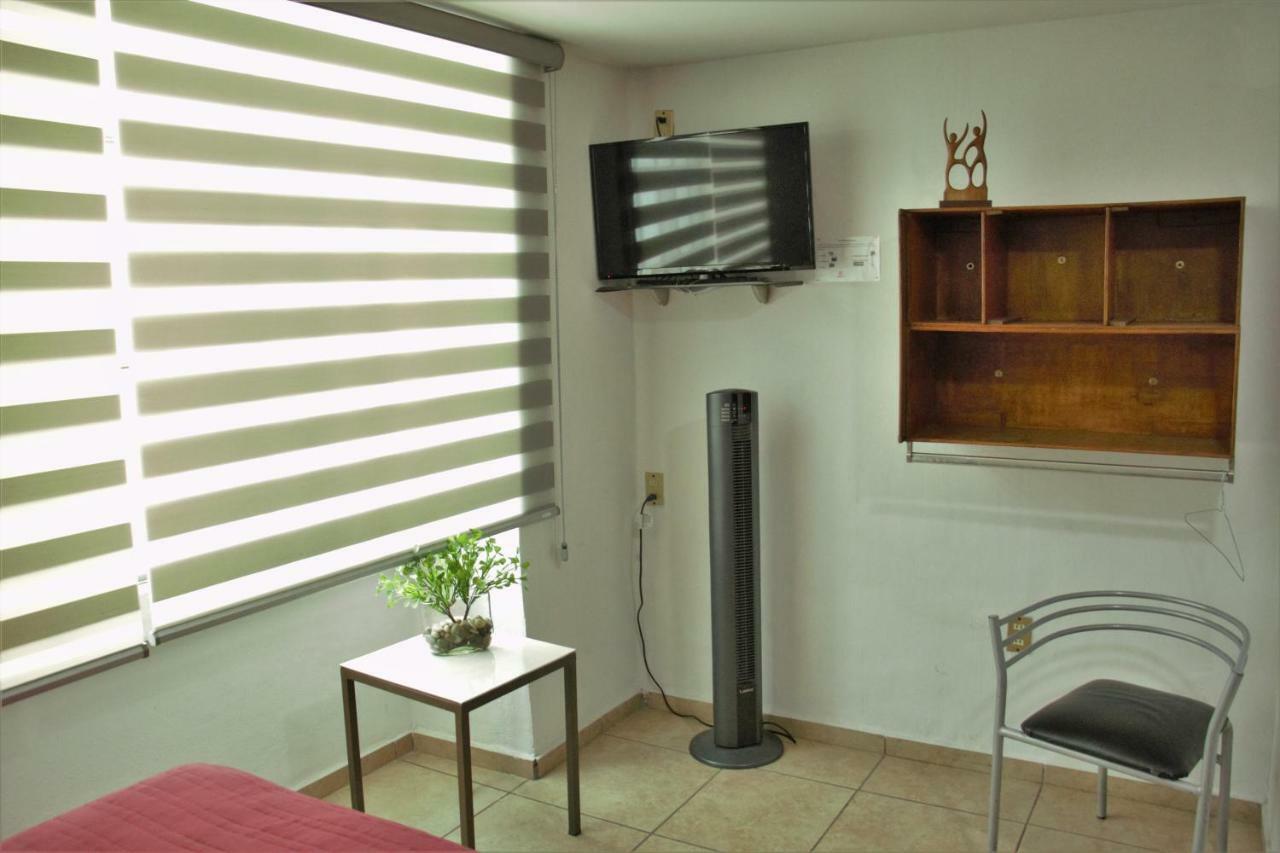 Hostel Lit Guadalajara Buitenkant foto