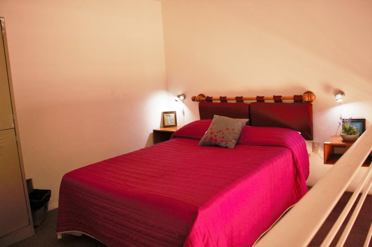 Hostel Lit Guadalajara Buitenkant foto